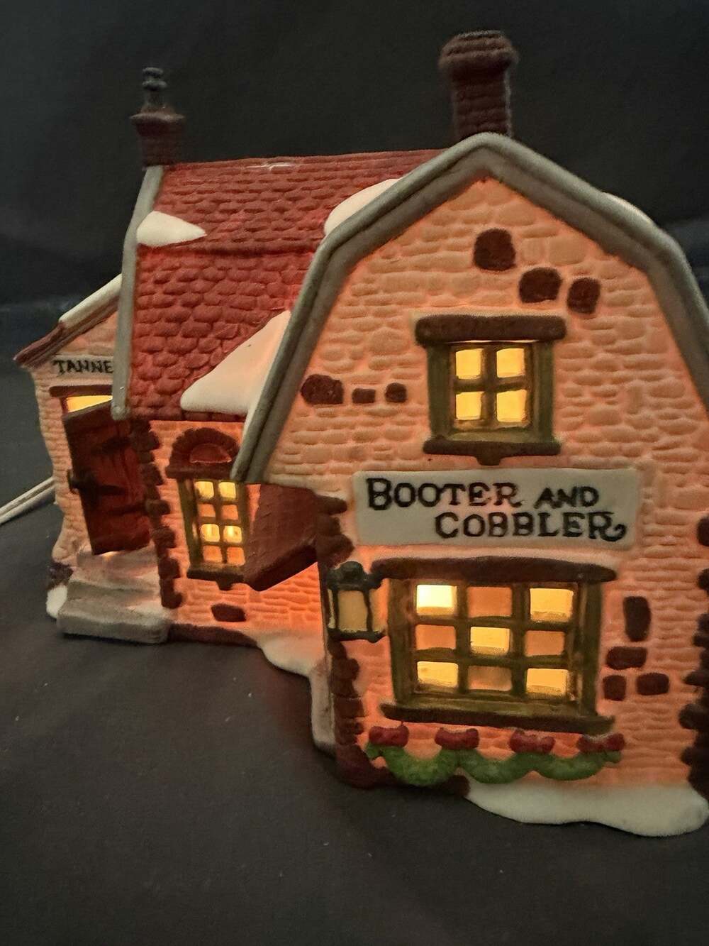 Department 56 Heritage Collection Dickens Village Booter and Cobbler Intro 1988